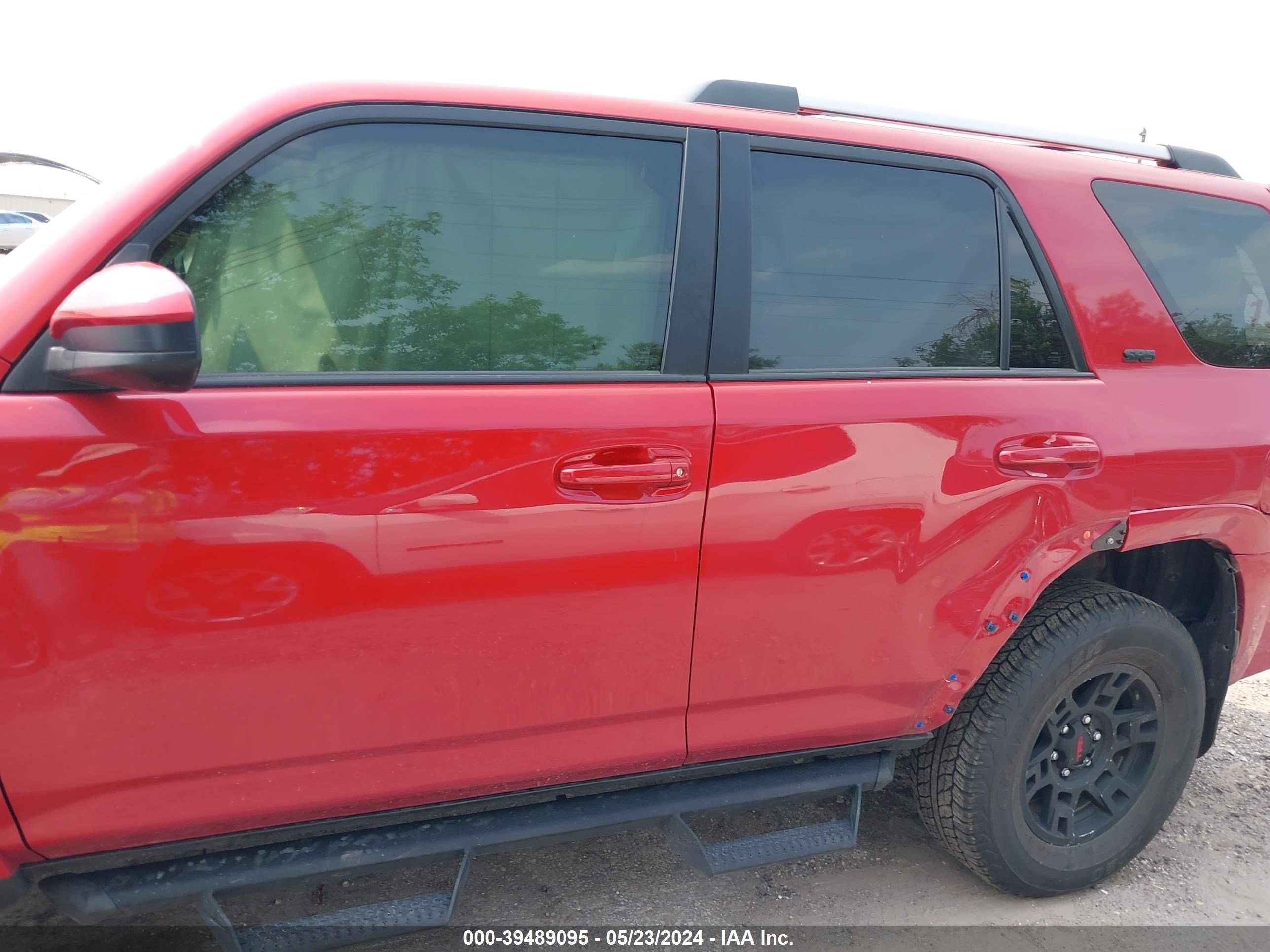 Photo 13 VIN: JTEMU5JR7P6185005 - TOYOTA 4RUNNER 