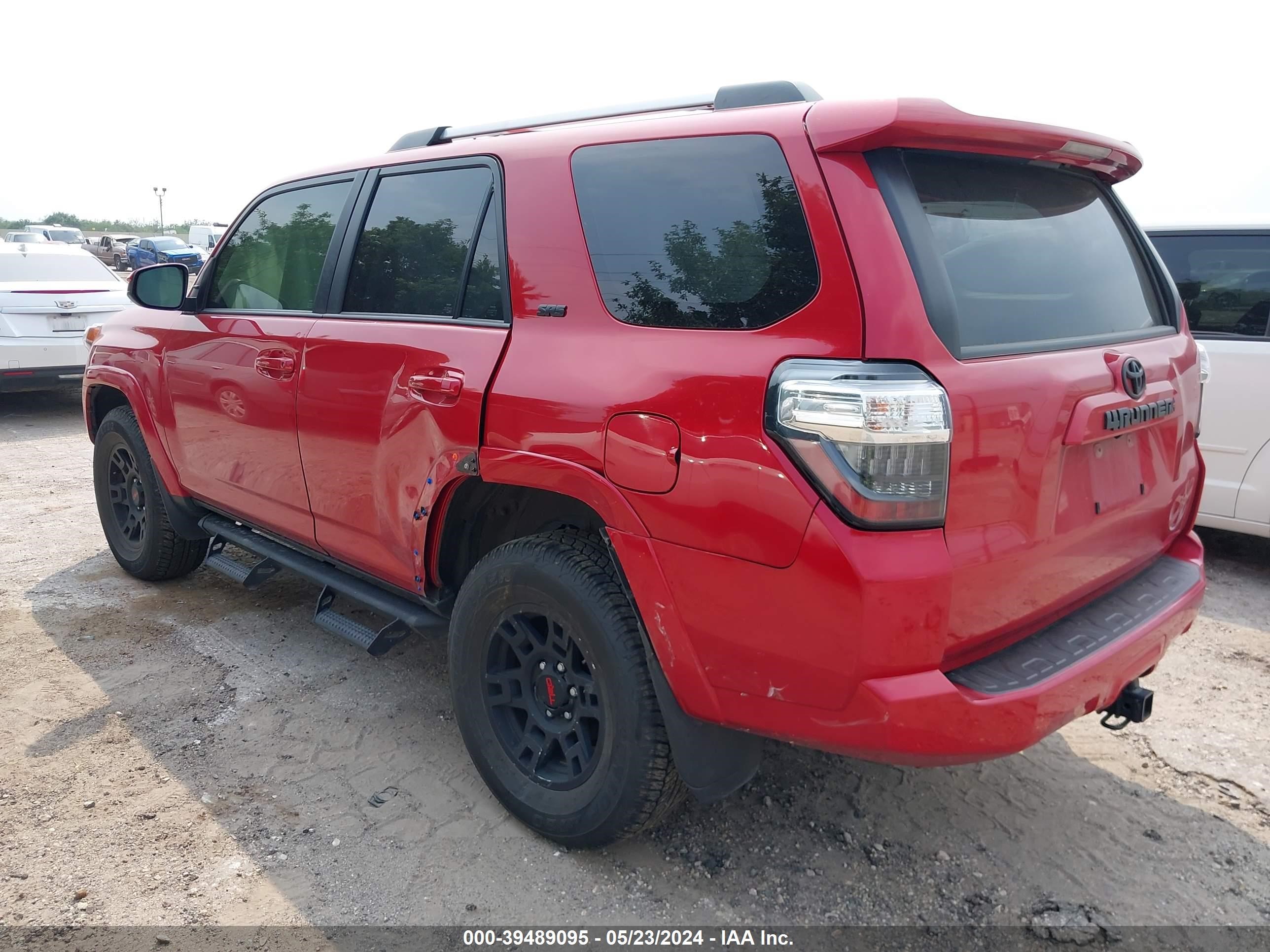 Photo 2 VIN: JTEMU5JR7P6185005 - TOYOTA 4RUNNER 