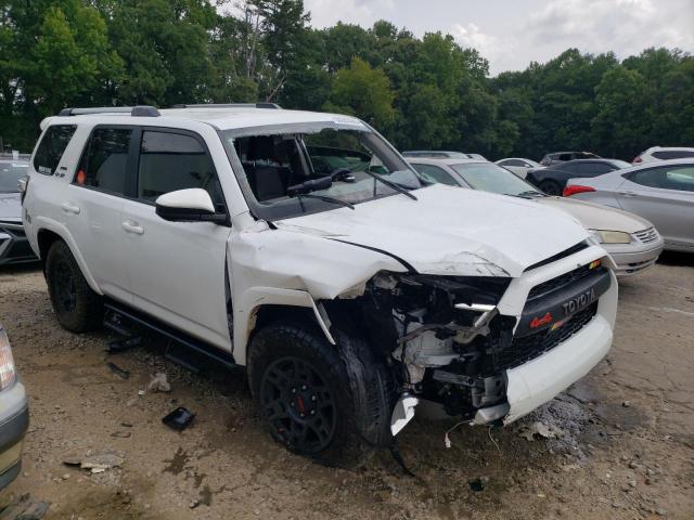 Photo 3 VIN: JTEMU5JR8M5913397 - TOYOTA 4RUNNER SR 