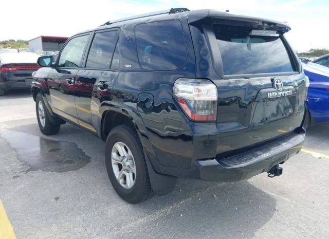 Photo 2 VIN: JTEMU5JR8N5972449 - TOYOTA 4RUNNER 