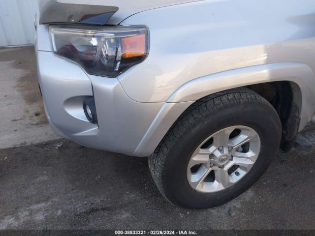 Photo 5 VIN: JTEMU5JR9M5918916 - TOYOTA 4RUNNER 