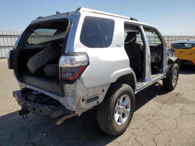 Photo 3 VIN: JTEMU5JR9M5929107 - TOYOTA 4RUNNER SR 