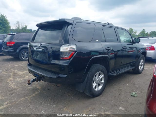 Photo 3 VIN: JTEMU5JR9N6058673 - TOYOTA 4RUNNER 