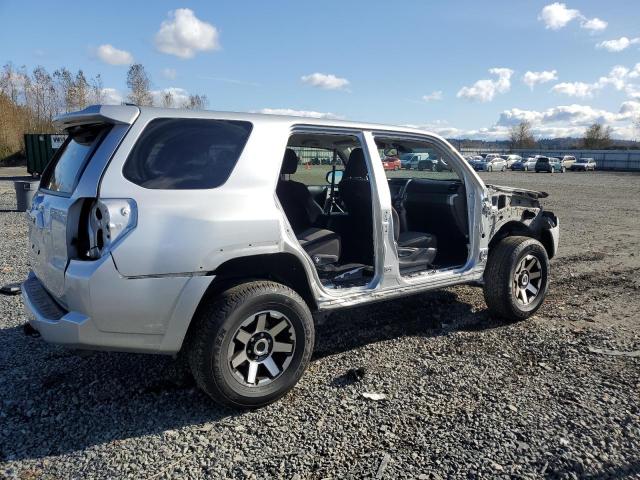 Photo 2 VIN: JTEMU5JR9N6071195 - TOYOTA 4RUNNER SR 