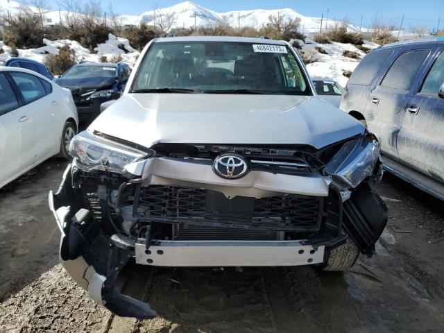 Photo 4 VIN: JTENU5JR0N5994448 - TOYOTA 4RUNNER SR 