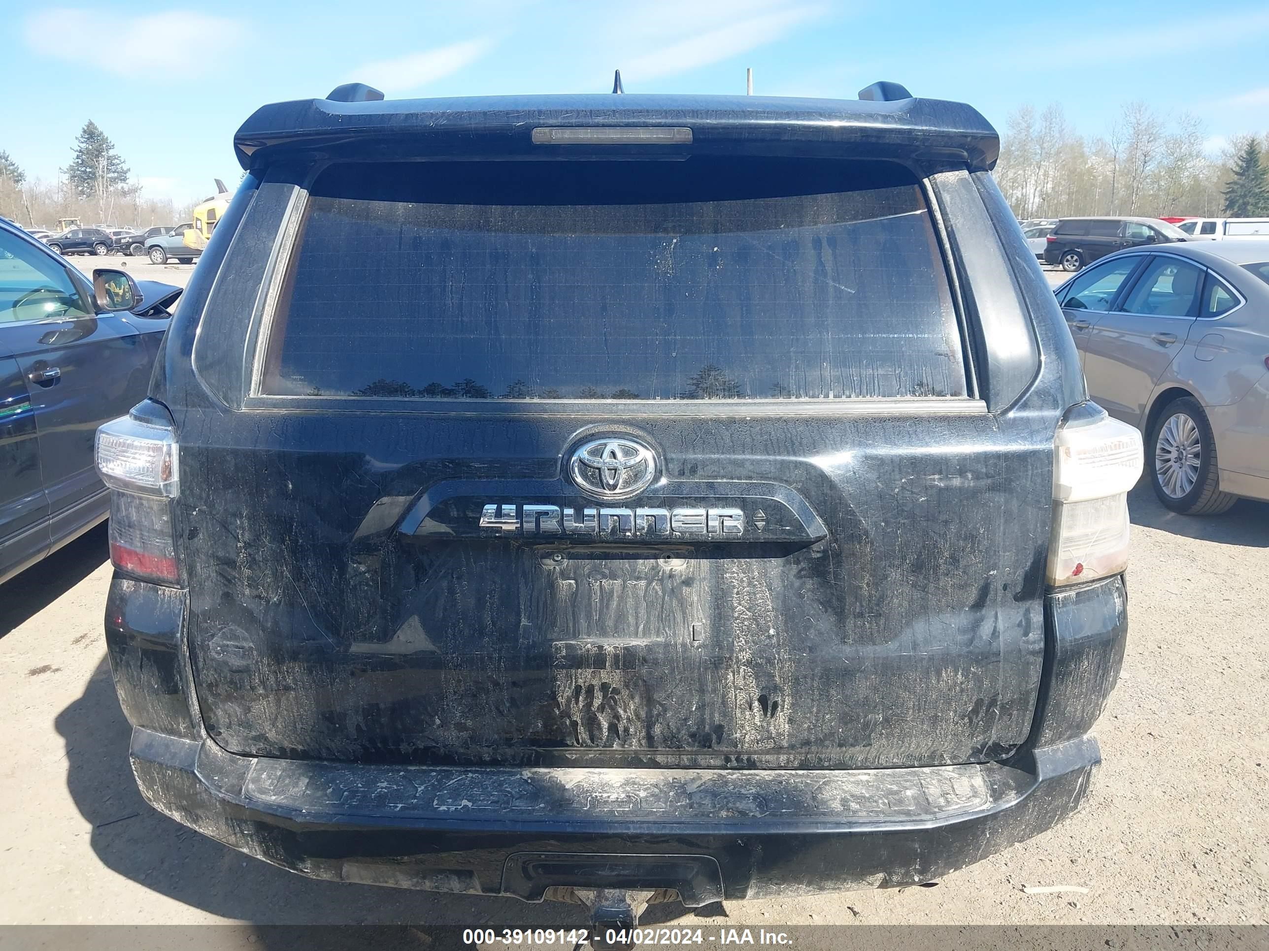 Photo 15 VIN: JTENU5JR1M5897726 - TOYOTA 4RUNNER 