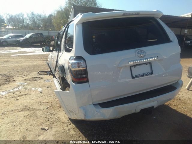 Photo 2 VIN: JTENU5JR1M5942616 - TOYOTA 4RUNNER 