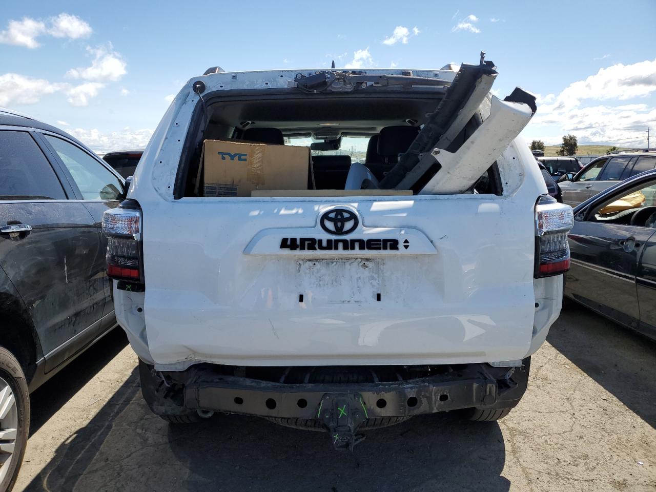 Photo 5 VIN: JTENU5JR2M5882894 - TOYOTA 4RUNNER 