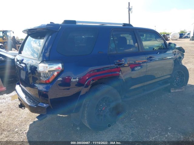 Photo 3 VIN: JTENU5JR2N6002370 - TOYOTA 4RUNNER 