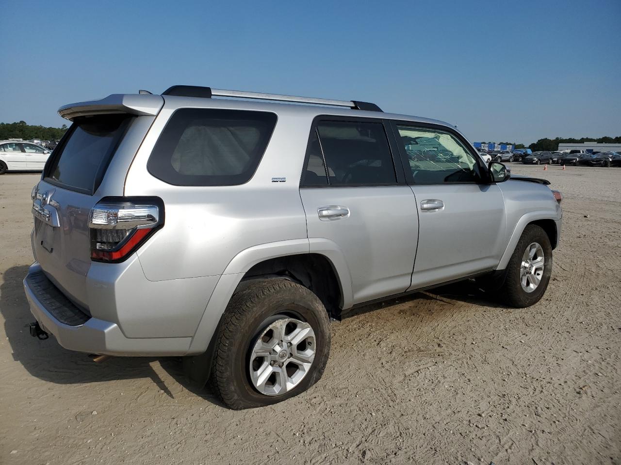 Photo 2 VIN: JTENU5JR2N6032338 - TOYOTA 4RUNNER 