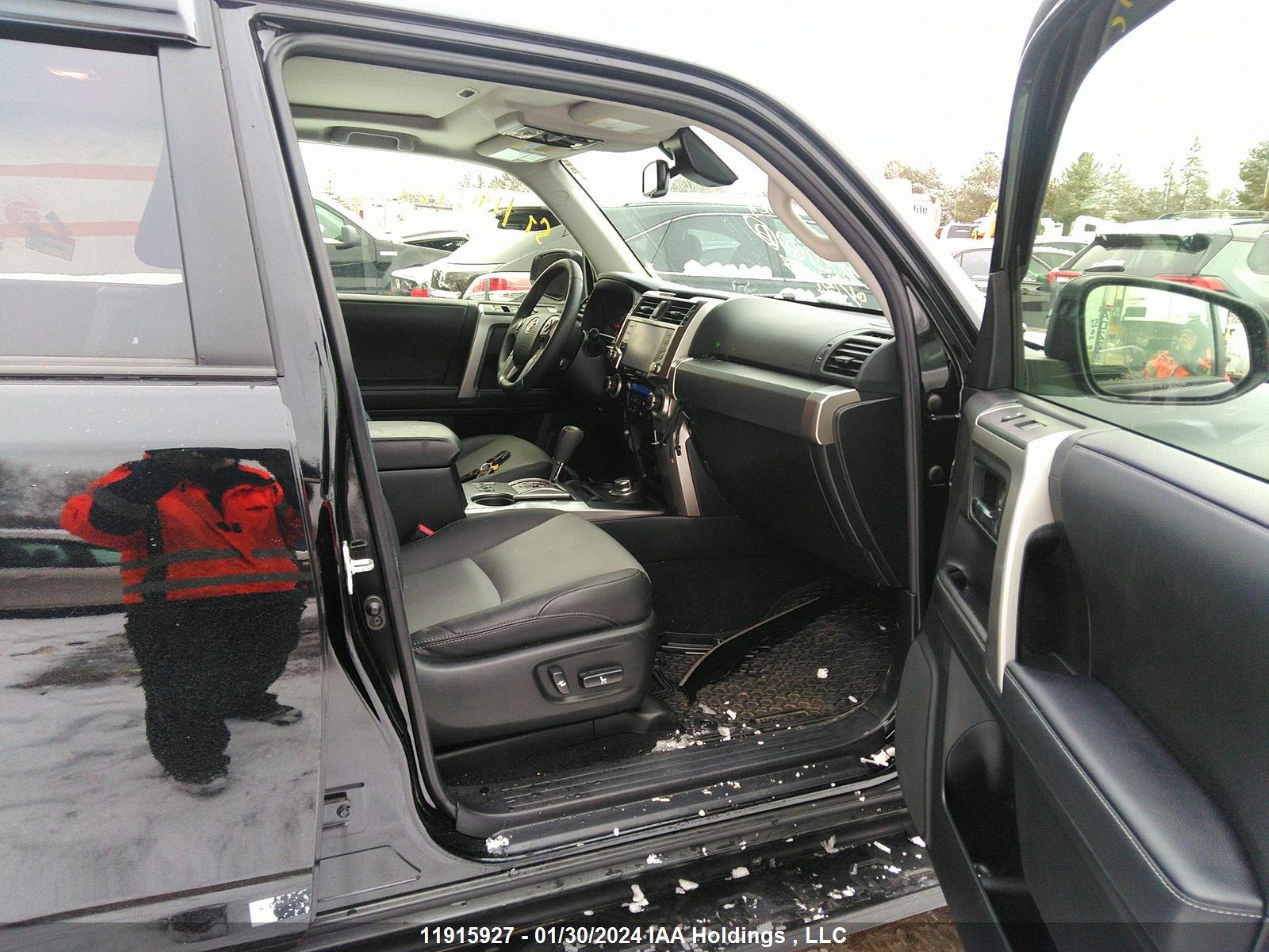 Photo 4 VIN: JTENU5JR2N6065663 - TOYOTA 4RUNNER 