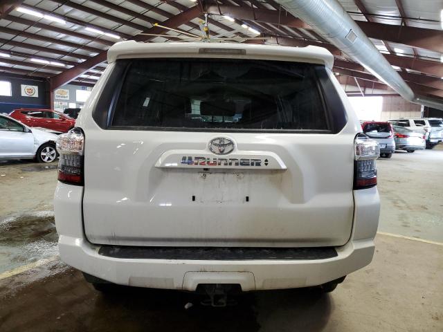 Photo 5 VIN: JTENU5JR3M5921749 - TOYOTA 4RUNNER SR 