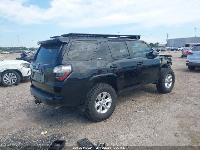 Photo 3 VIN: JTENU5JR5M5917136 - TOYOTA 4RUNNER 