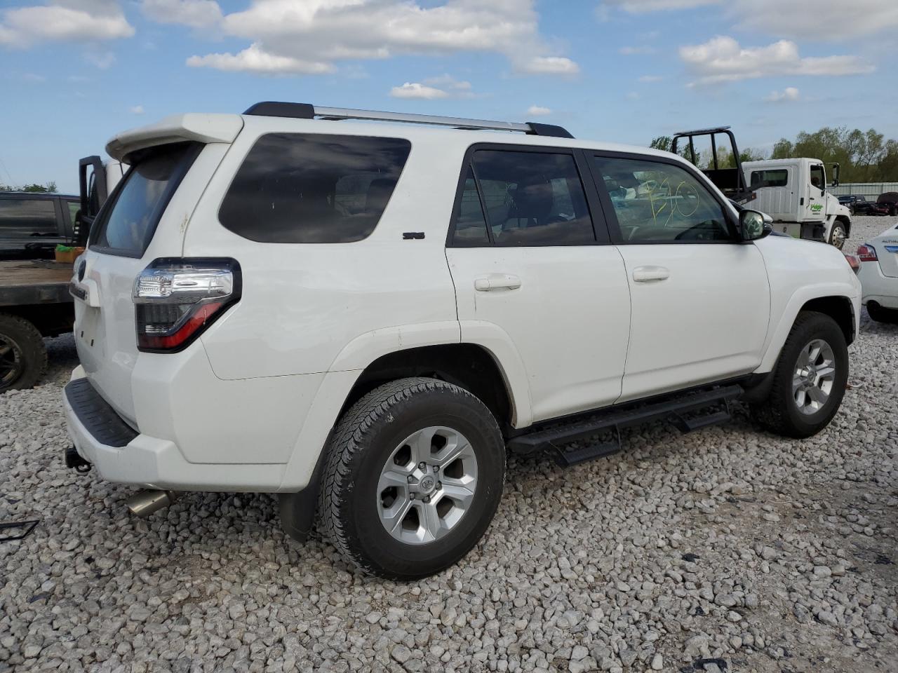 Photo 2 VIN: JTENU5JR5M5920344 - TOYOTA 4RUNNER 