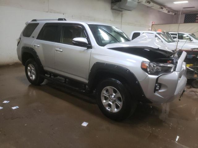 Photo 3 VIN: JTENU5JR5N6083431 - TOYOTA 4RUNNER SR 