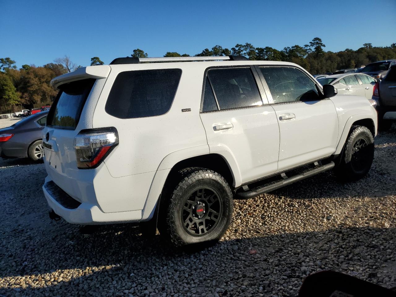 Photo 2 VIN: JTENU5JR5R6218249 - TOYOTA 4RUNNER 