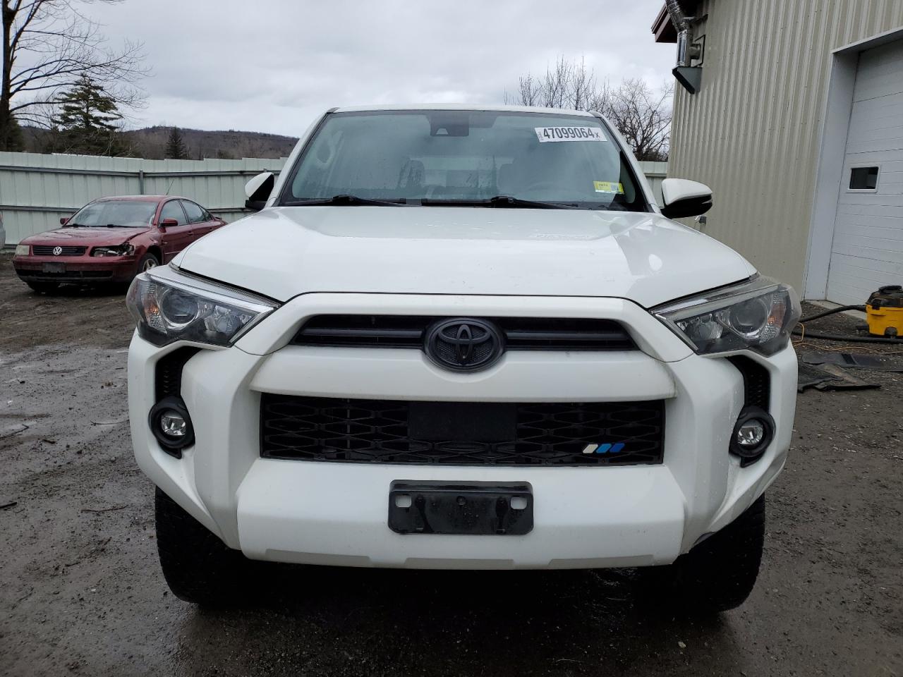 Photo 4 VIN: JTENU5JR7M5855626 - TOYOTA 4RUNNER 