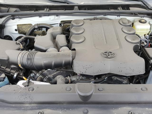 Photo 6 VIN: JTENU5JR7M5888657 - TOYOTA 4RUNNER SR 