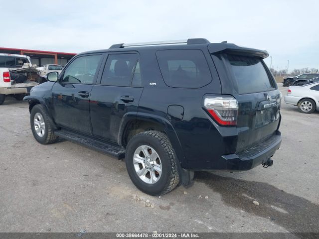 Photo 2 VIN: JTENU5JR8M5932262 - TOYOTA 4RUNNER 