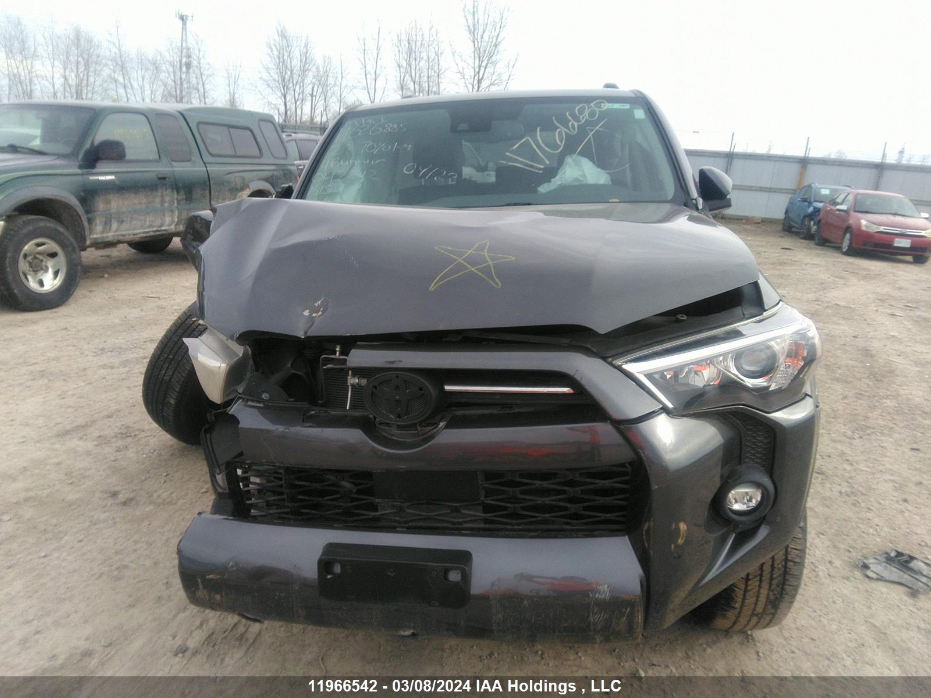 Photo 11 VIN: JTENU5JR8N6042212 - TOYOTA 4RUNNER 