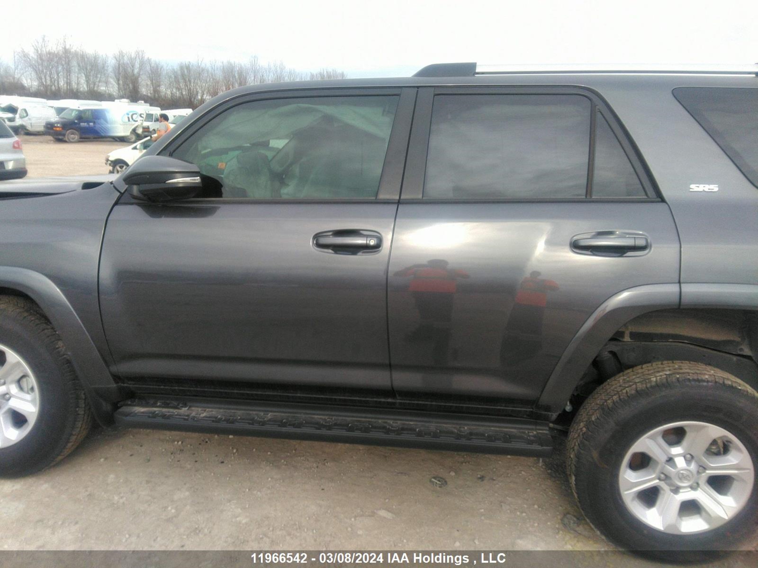 Photo 13 VIN: JTENU5JR8N6042212 - TOYOTA 4RUNNER 