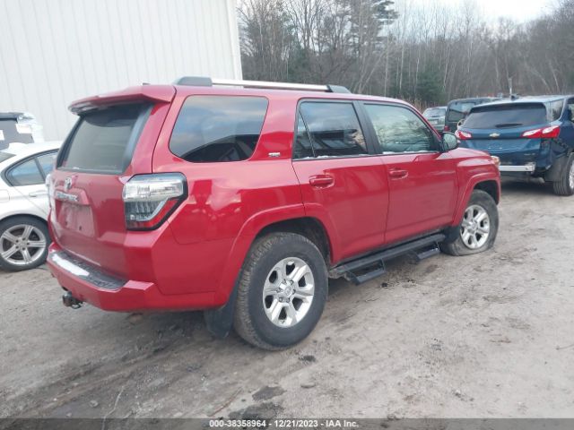 Photo 3 VIN: JTENU5JR9M5851853 - TOYOTA 4RUNNER 