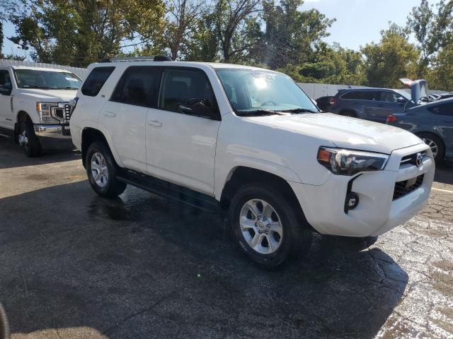 Photo 3 VIN: JTENU5JR9M5930861 - TOYOTA 4RUNNER SR 