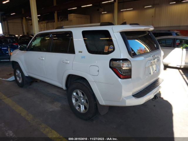 Photo 2 VIN: JTENU5JRXM5944705 - TOYOTA 4RUNNER 