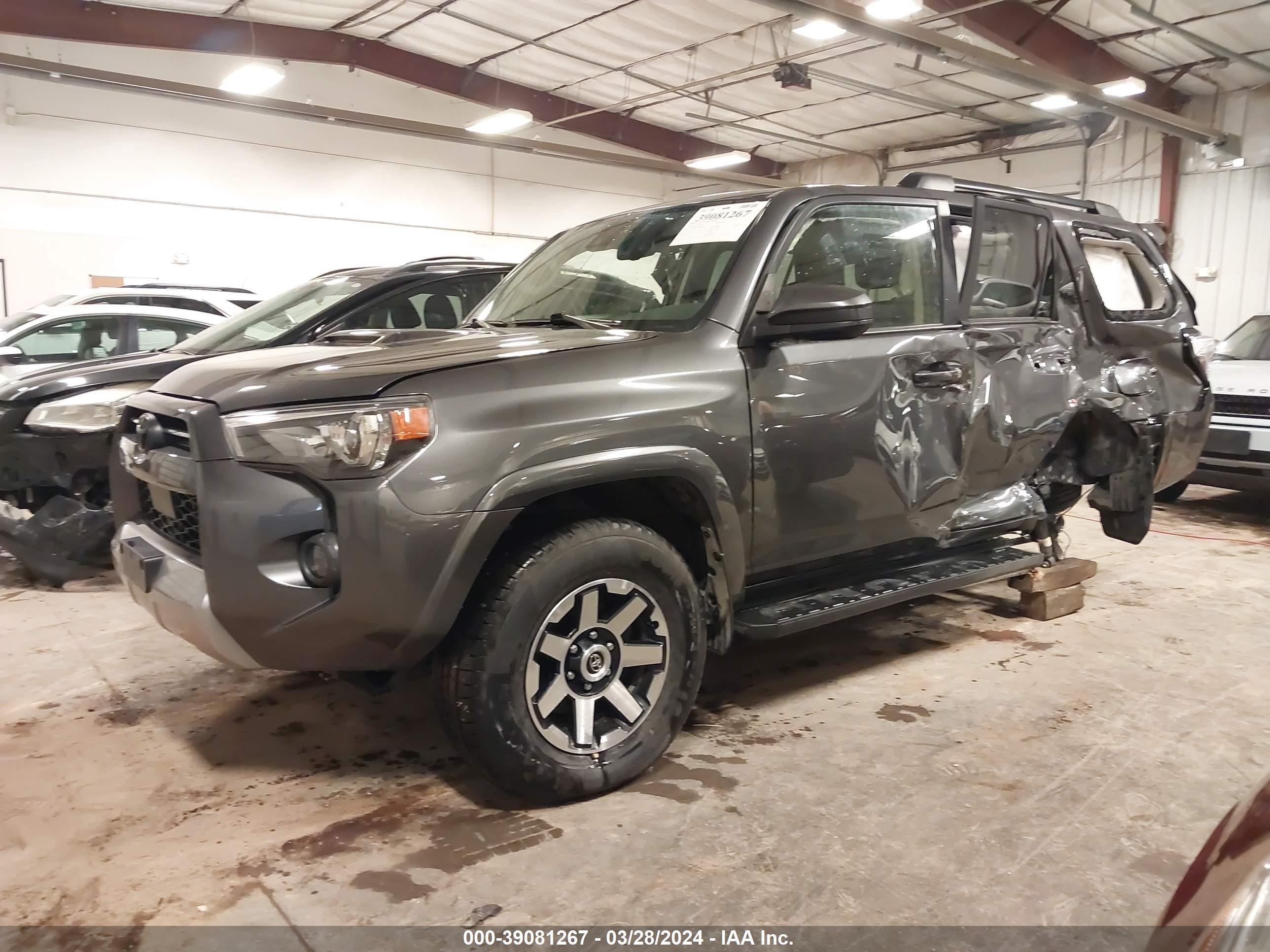 Photo 1 VIN: JTEPU5JR0M5929445 - TOYOTA 4RUNNER 