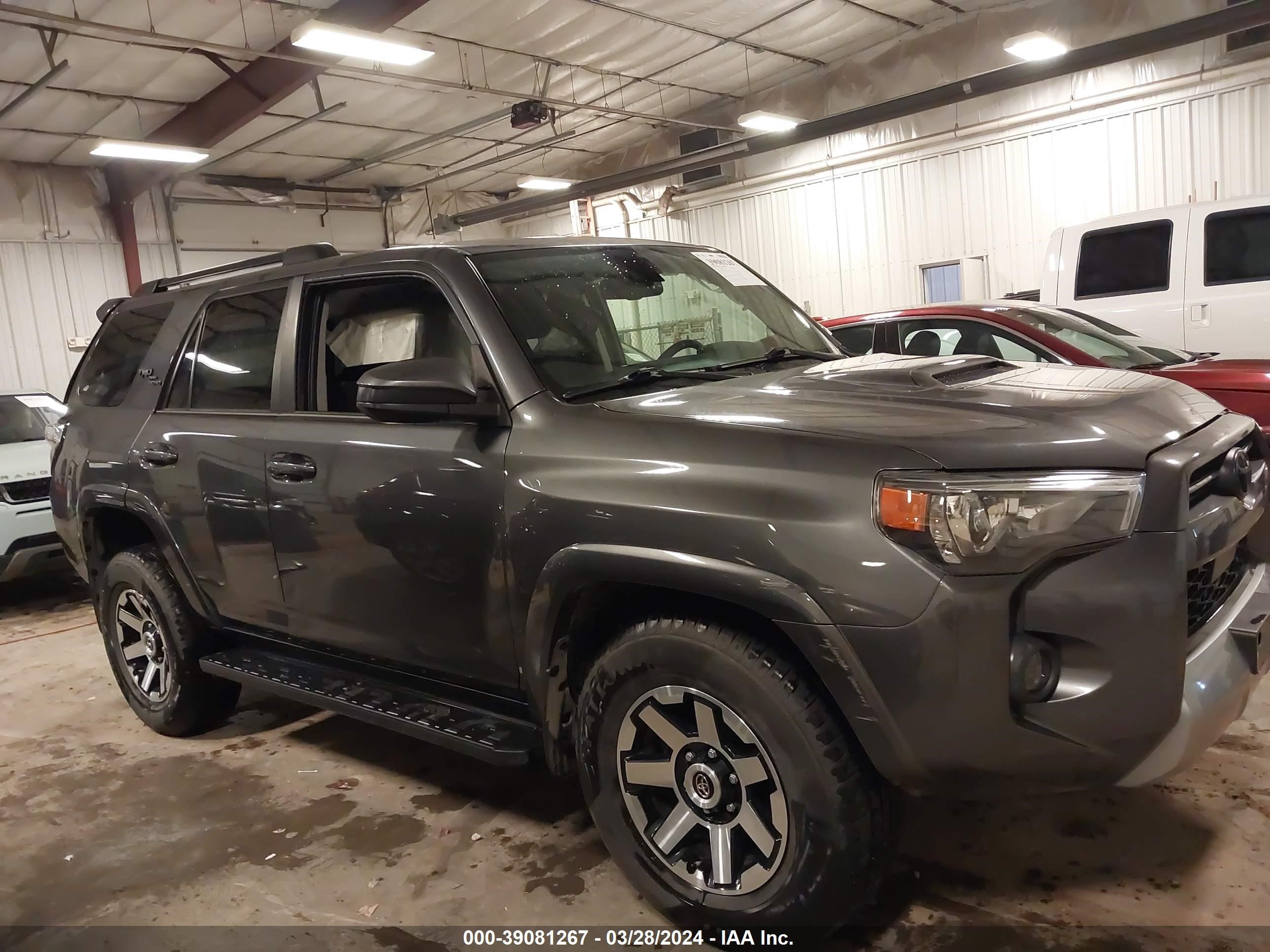 Photo 13 VIN: JTEPU5JR0M5929445 - TOYOTA 4RUNNER 