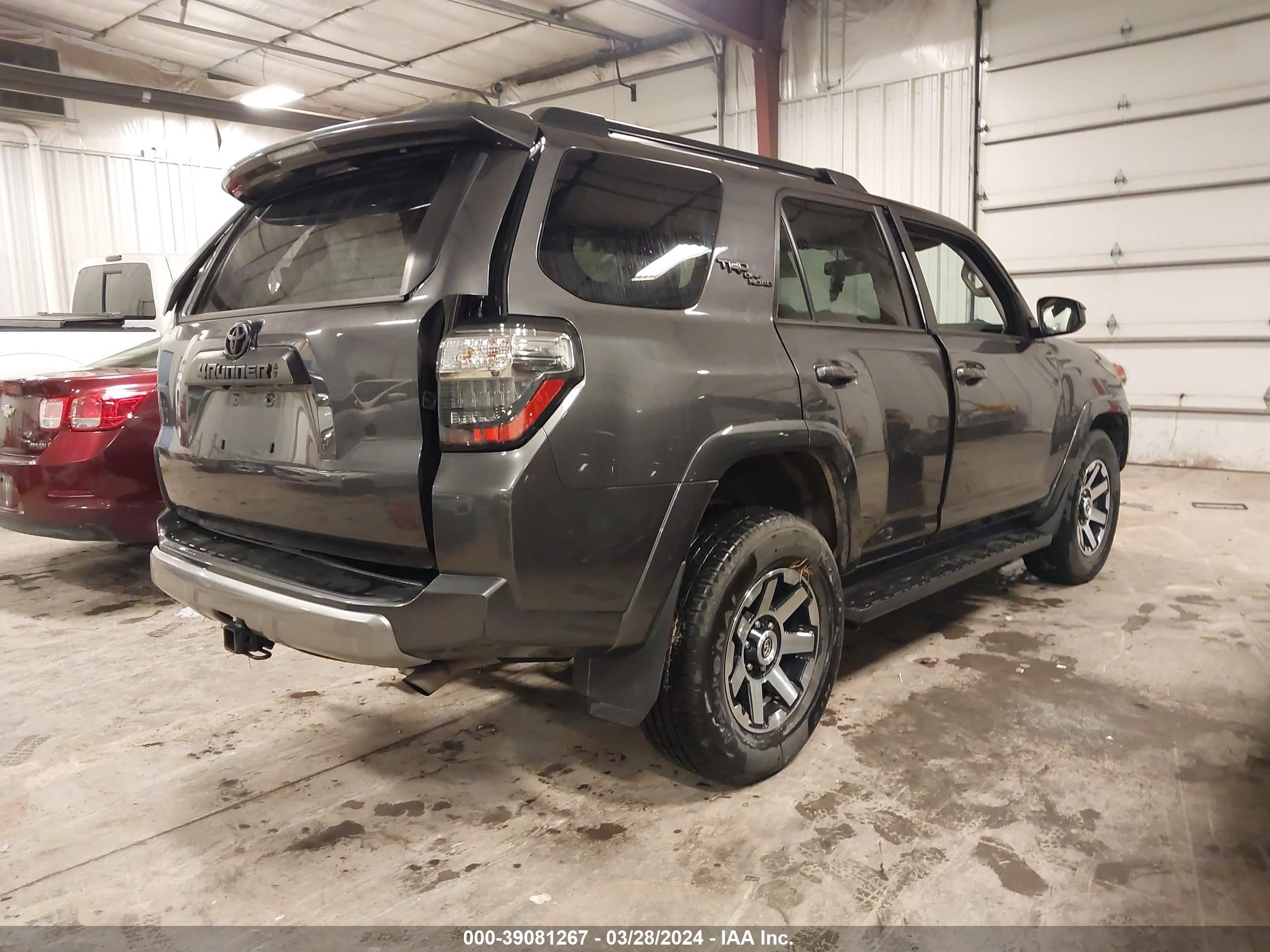 Photo 3 VIN: JTEPU5JR0M5929445 - TOYOTA 4RUNNER 