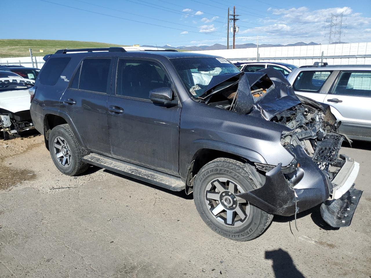 Photo 3 VIN: JTEPU5JR0N6045517 - TOYOTA 4RUNNER 