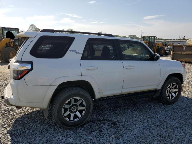 Photo 2 VIN: JTEPU5JR1M5861365 - TOYOTA 4RUNNER SR 