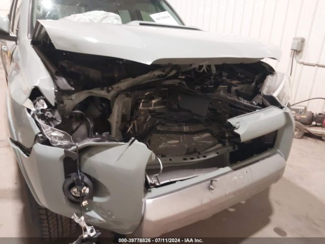 Photo 5 VIN: JTEPU5JR1N6084407 - TOYOTA 4RUNNER 