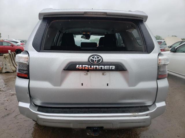 Photo 5 VIN: JTEPU5JR1P6102844 - TOYOTA 4RUNNER SE 