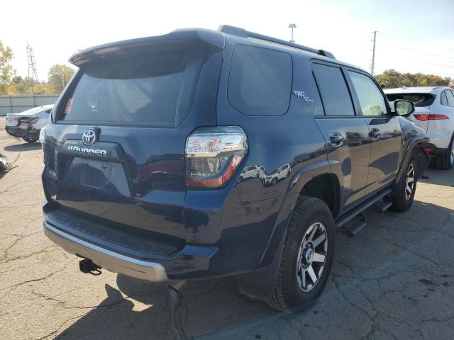 Photo 3 VIN: JTEPU5JR2M5925994 - TOYOTA 4RUNNER SR 