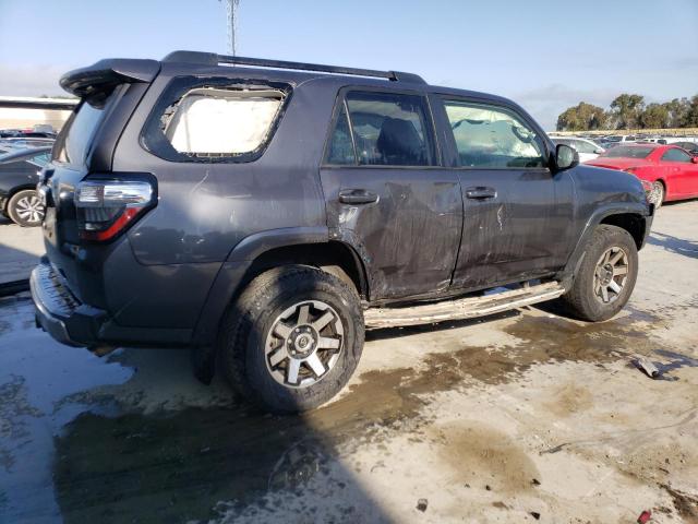 Photo 2 VIN: JTEPU5JR3N6031868 - TOYOTA 4RUNNER SR 