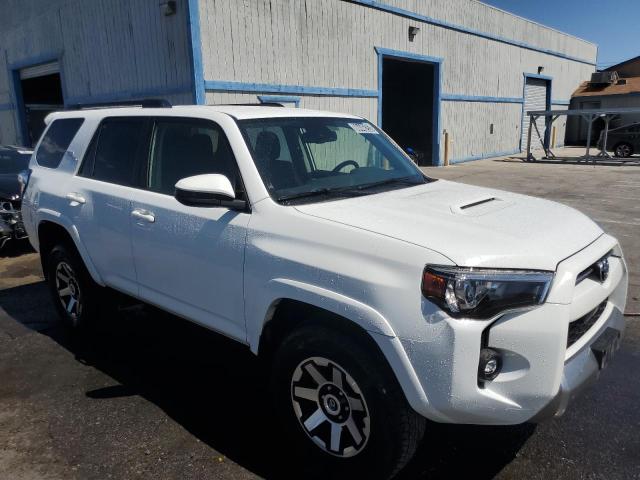 Photo 3 VIN: JTEPU5JR3P6093807 - TOYOTA 4RUNNER SE 