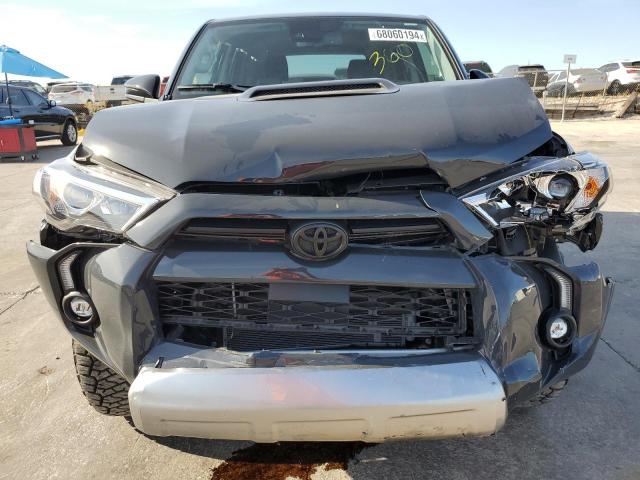 Photo 4 VIN: JTEPU5JR5R6273440 - TOYOTA 4RUNNER SR 