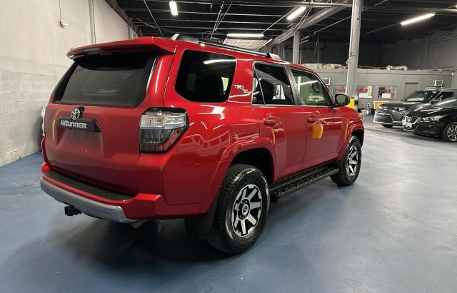 Photo 3 VIN: JTEPU5JR7P6135220 - TOYOTA 4RUNNER SE 