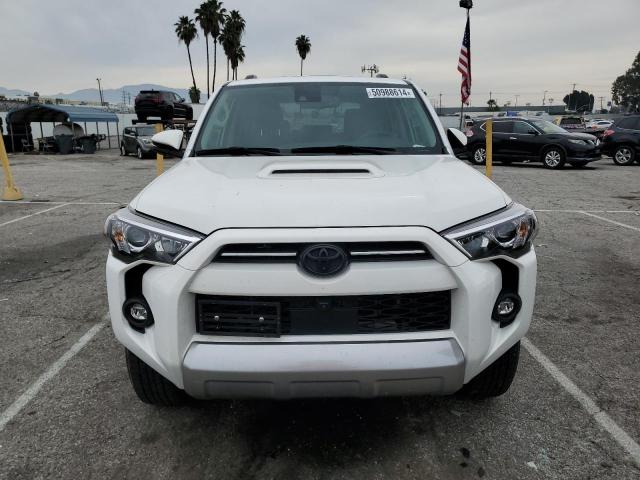 Photo 4 VIN: JTERU5JR0P6126836 - TOYOTA 4RUNNER SE 