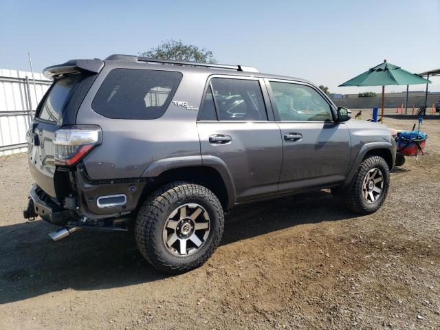 Photo 2 VIN: JTERU5JR0P6158105 - TOYOTA 4RUNNER SE 