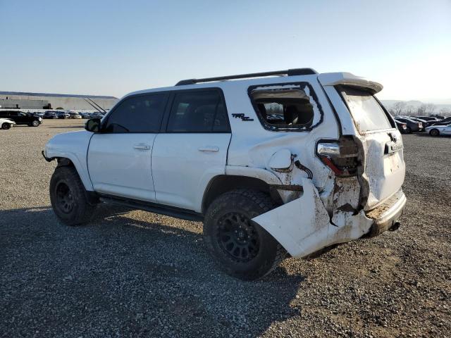 Photo 1 VIN: JTERU5JR1M5857888 - TOYOTA 4RUNNER SR 