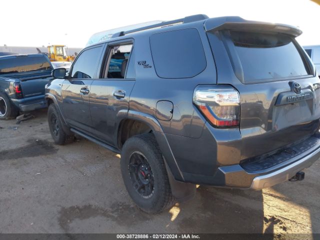 Photo 2 VIN: JTERU5JR1N6032381 - TOYOTA 4RUNNER 