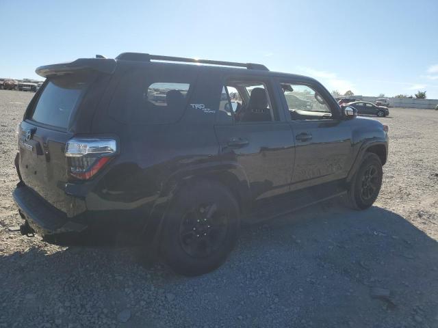 Photo 2 VIN: JTERU5JR1P6124495 - TOYOTA 4RUNNER SE 