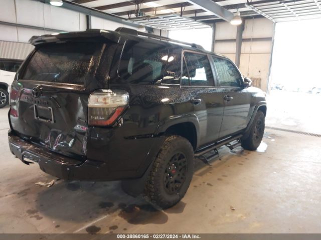 Photo 3 VIN: JTERU5JR1P6135027 - TOYOTA 4RUNNER 