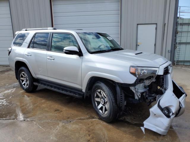 Photo 3 VIN: JTERU5JR2P6135425 - TOYOTA 4RUNNER SE 