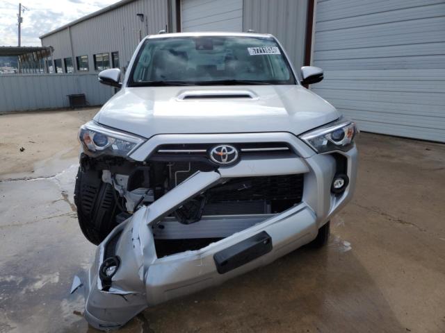 Photo 4 VIN: JTERU5JR2P6135425 - TOYOTA 4RUNNER SE 