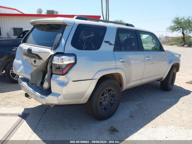 Photo 3 VIN: JTERU5JR2R6280676 - TOYOTA 4RUNNER 