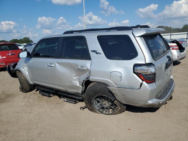 Photo 1 VIN: JTERU5JR2R6294609 - TOYOTA 4RUNNER SR 